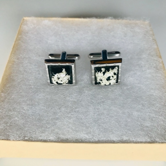 Vintage Hickok USA Silver Flake Leaf Cufflinks - Picture 1 of 4